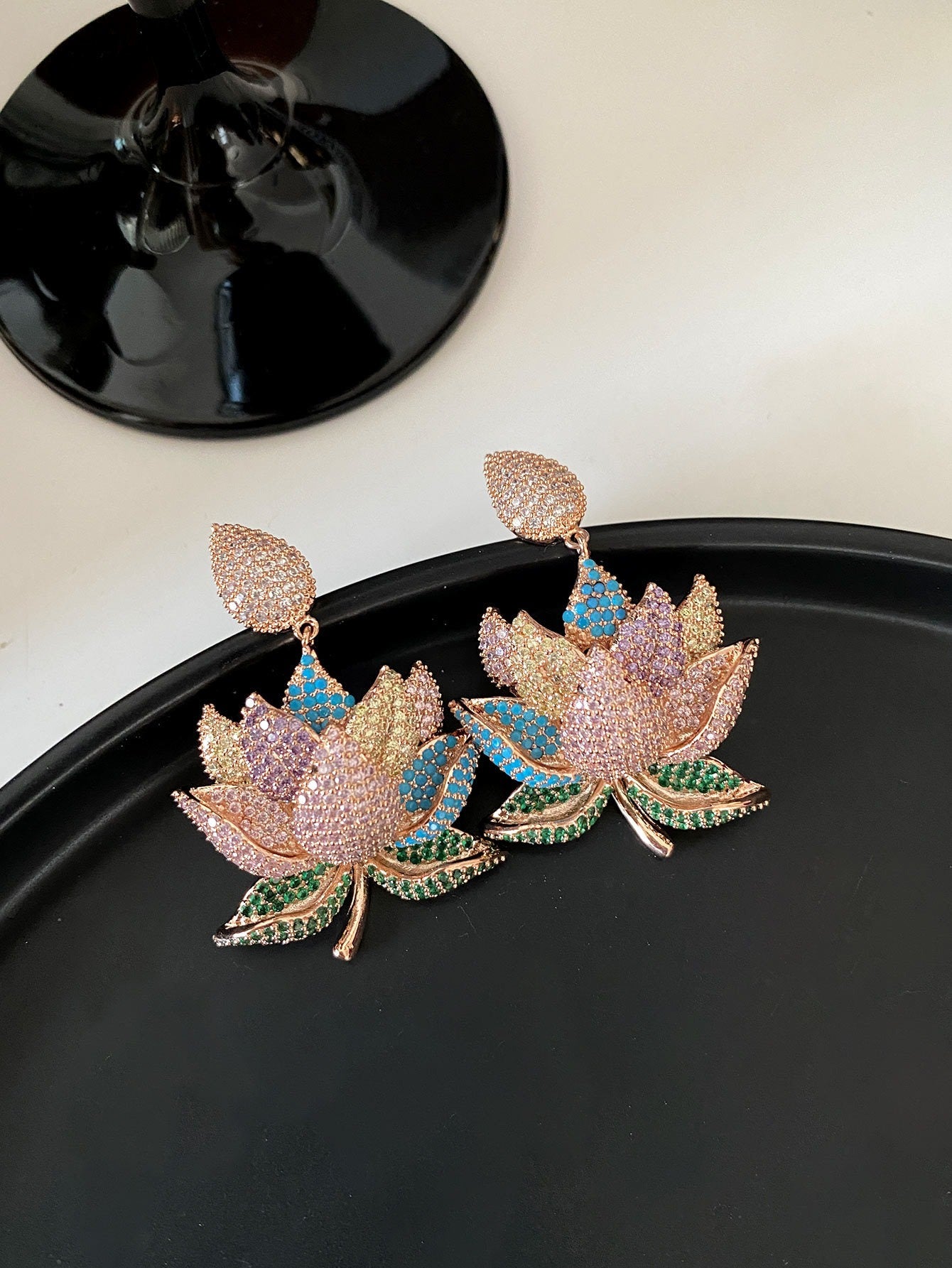 Lotus earrings, plant flower inlaid diamond shaped earrings