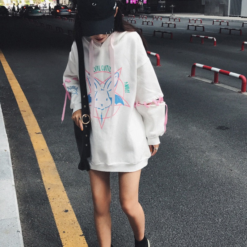 White medium length hoodie for women with loose hooded long sleeved printed hoodie